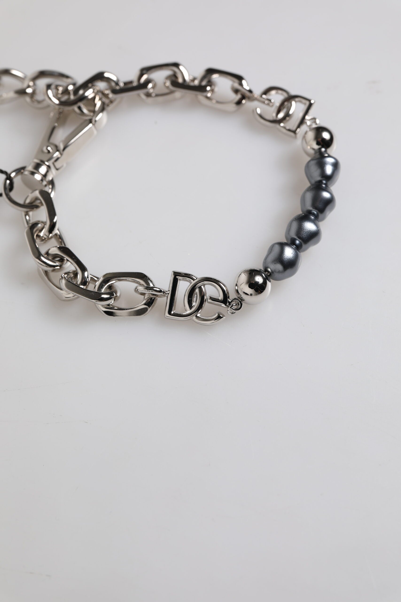Silver Tone Chain Lobster Clasp Logo Gray Pearls Bracelet