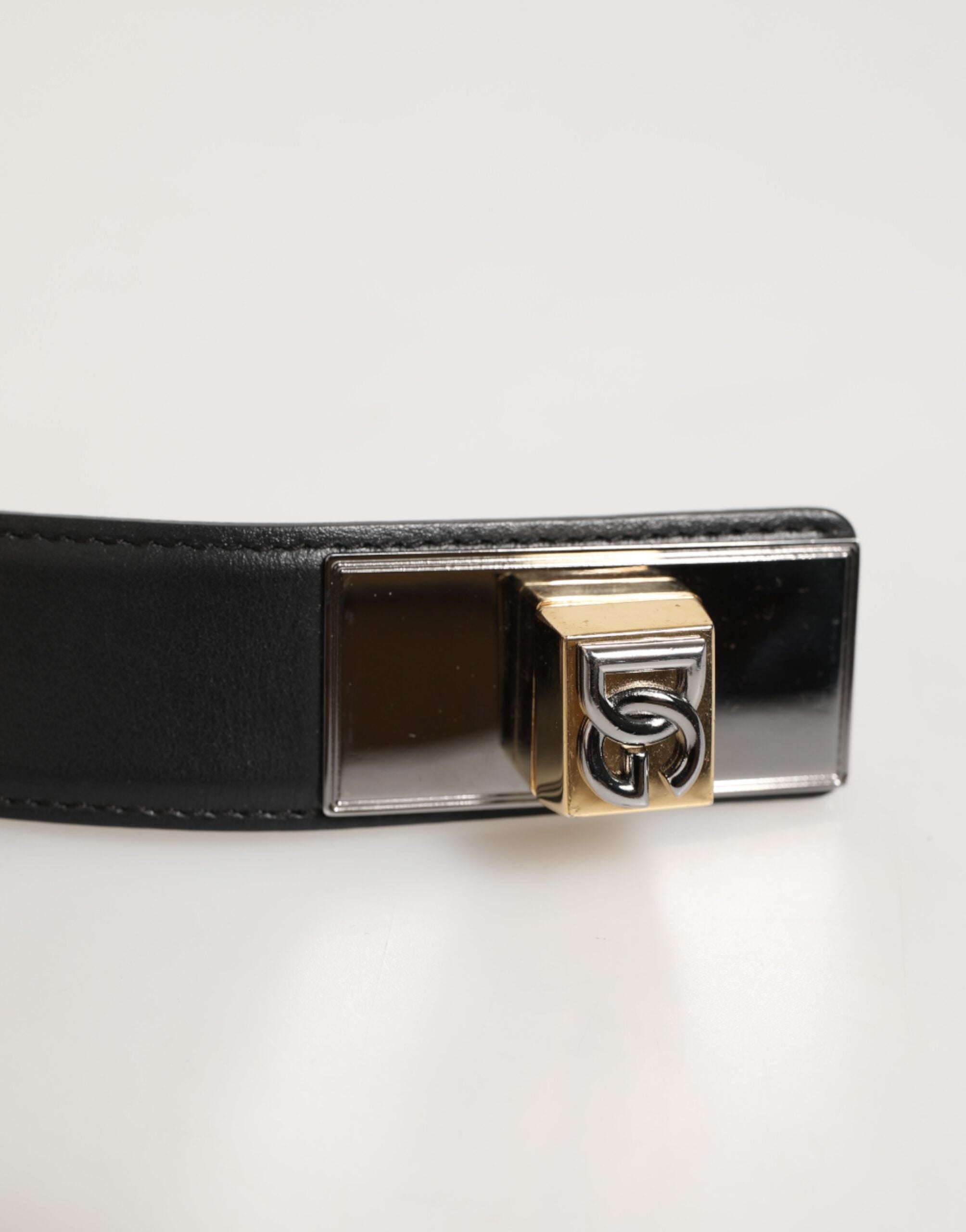 Black Leather Classic Metal Logo Buckle Belt